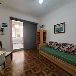 Andie House Apt Lapa